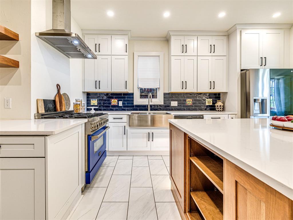 701 NW 21st Street