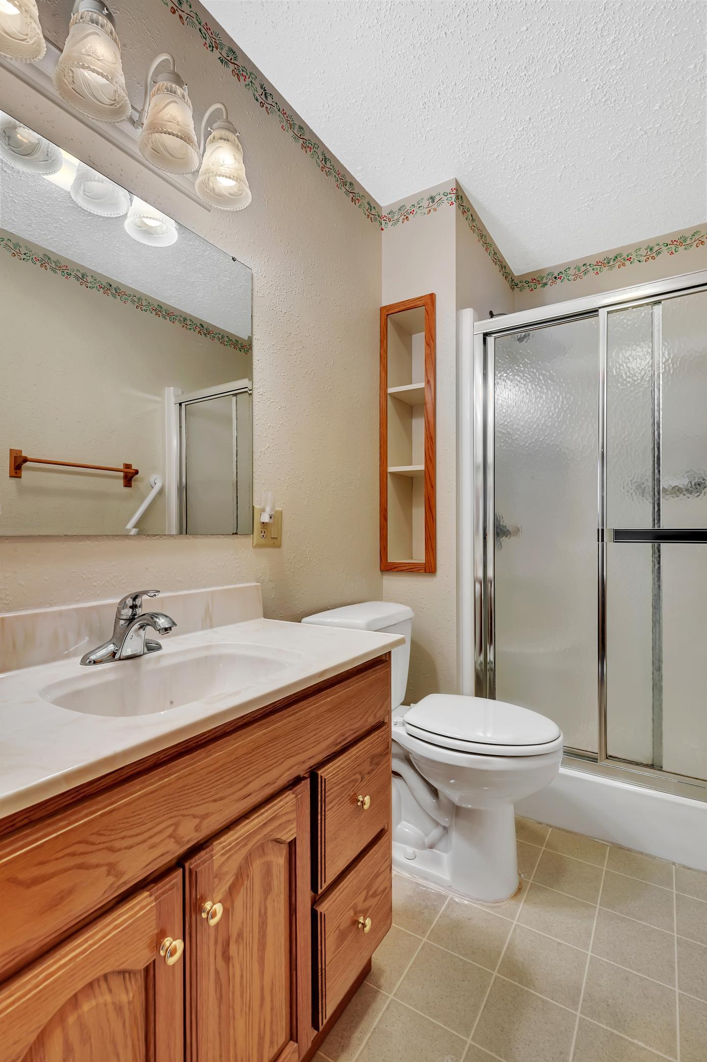 13 Pine Tree Court