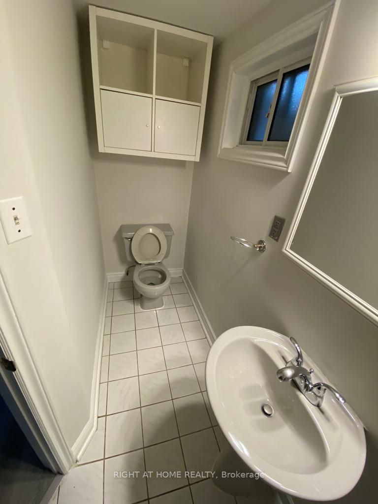 224 W Felan Ave