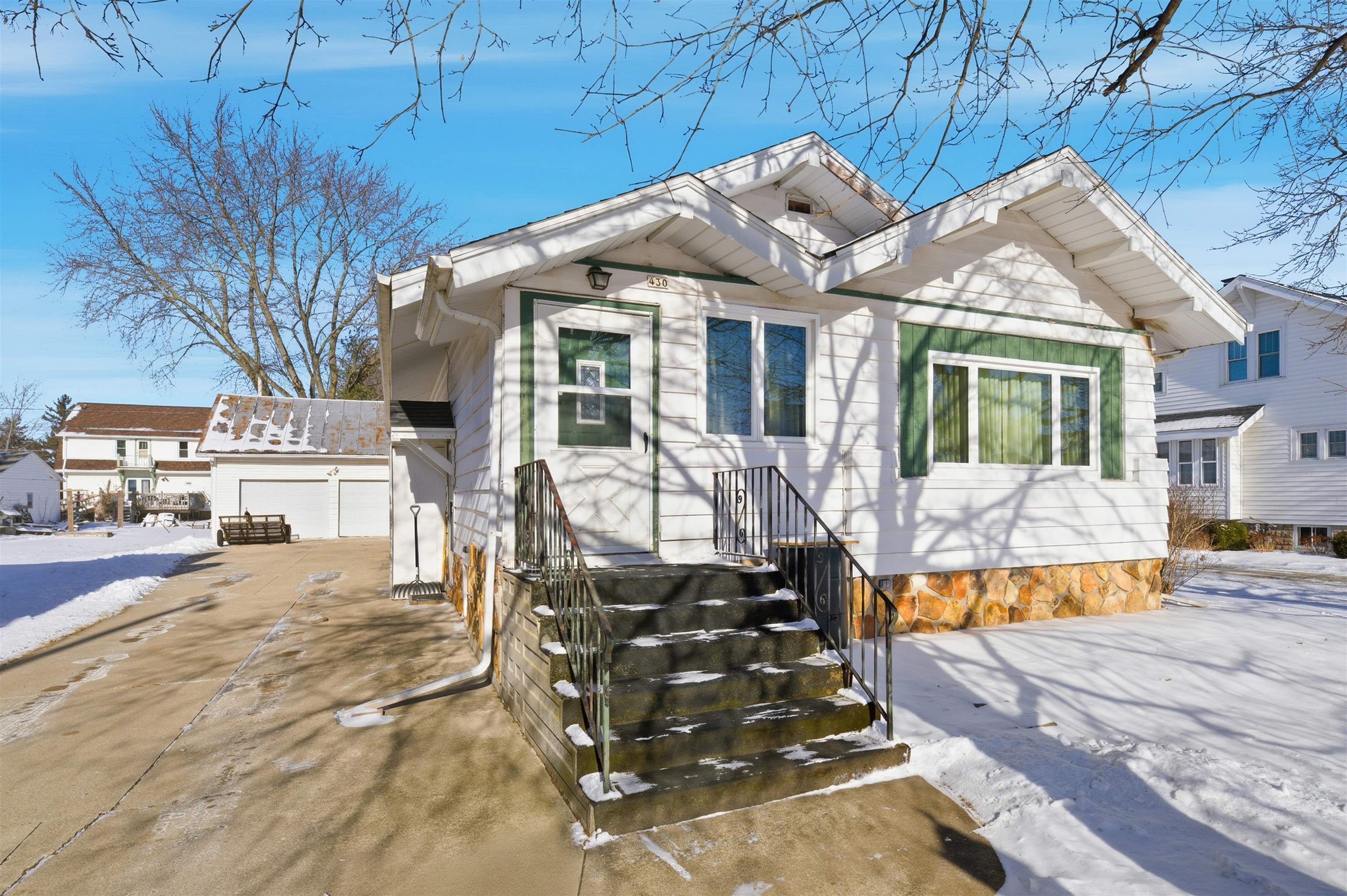 430 Manitowoc Street