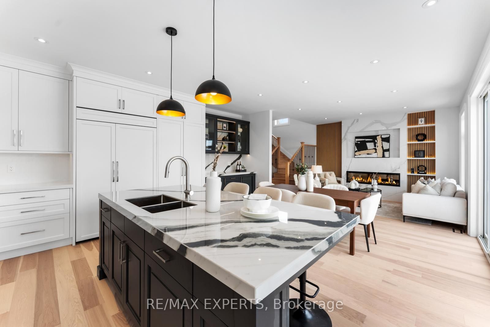 71 Hawkview Blvd