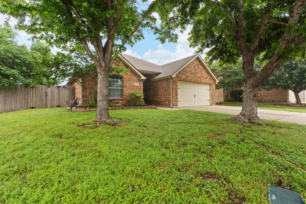 1252 Sweetwater Drive