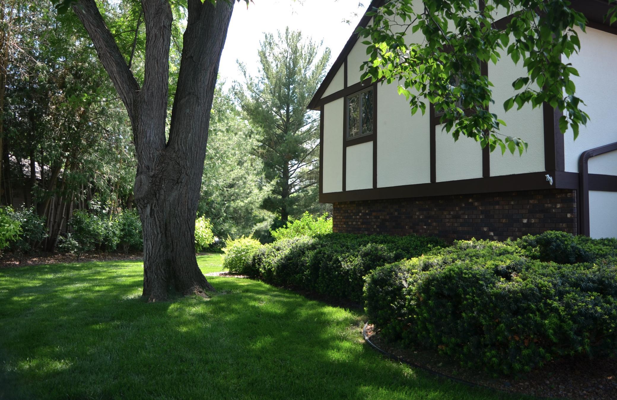 4336 Lookout Lane