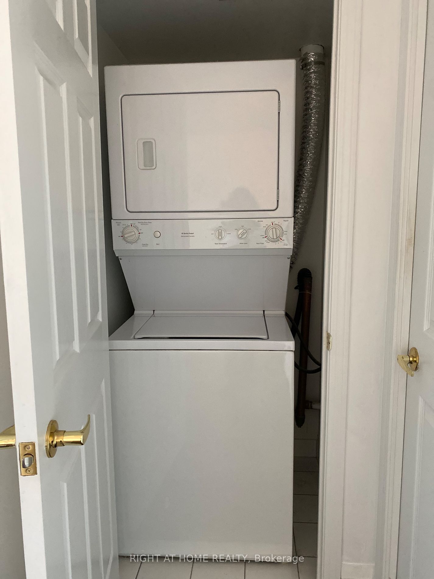 4850 Glen Erin Dr #911