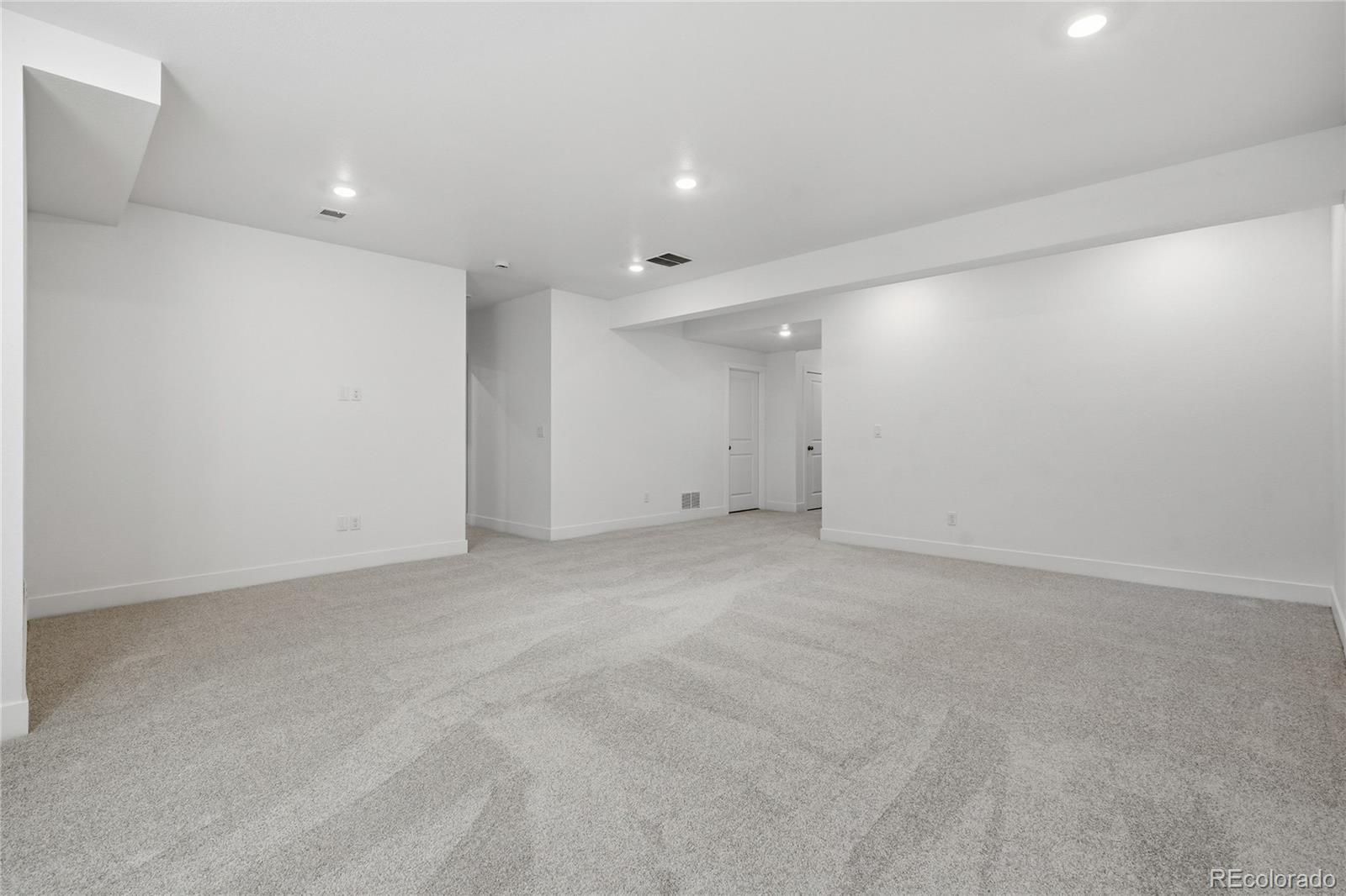 17116 W 92nd Loop