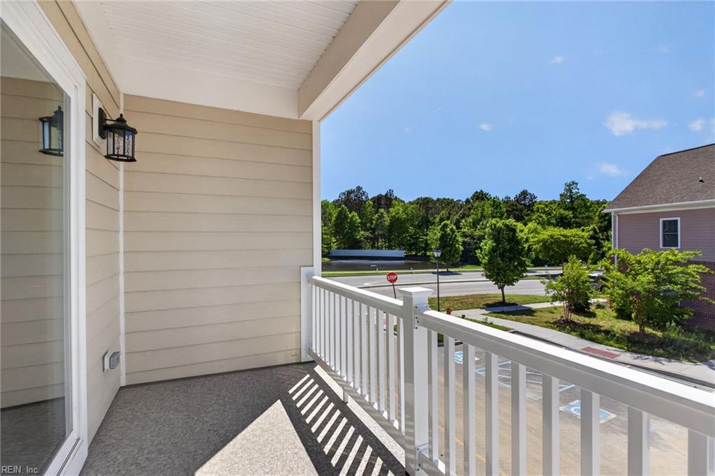 615 Commonwealth Drive