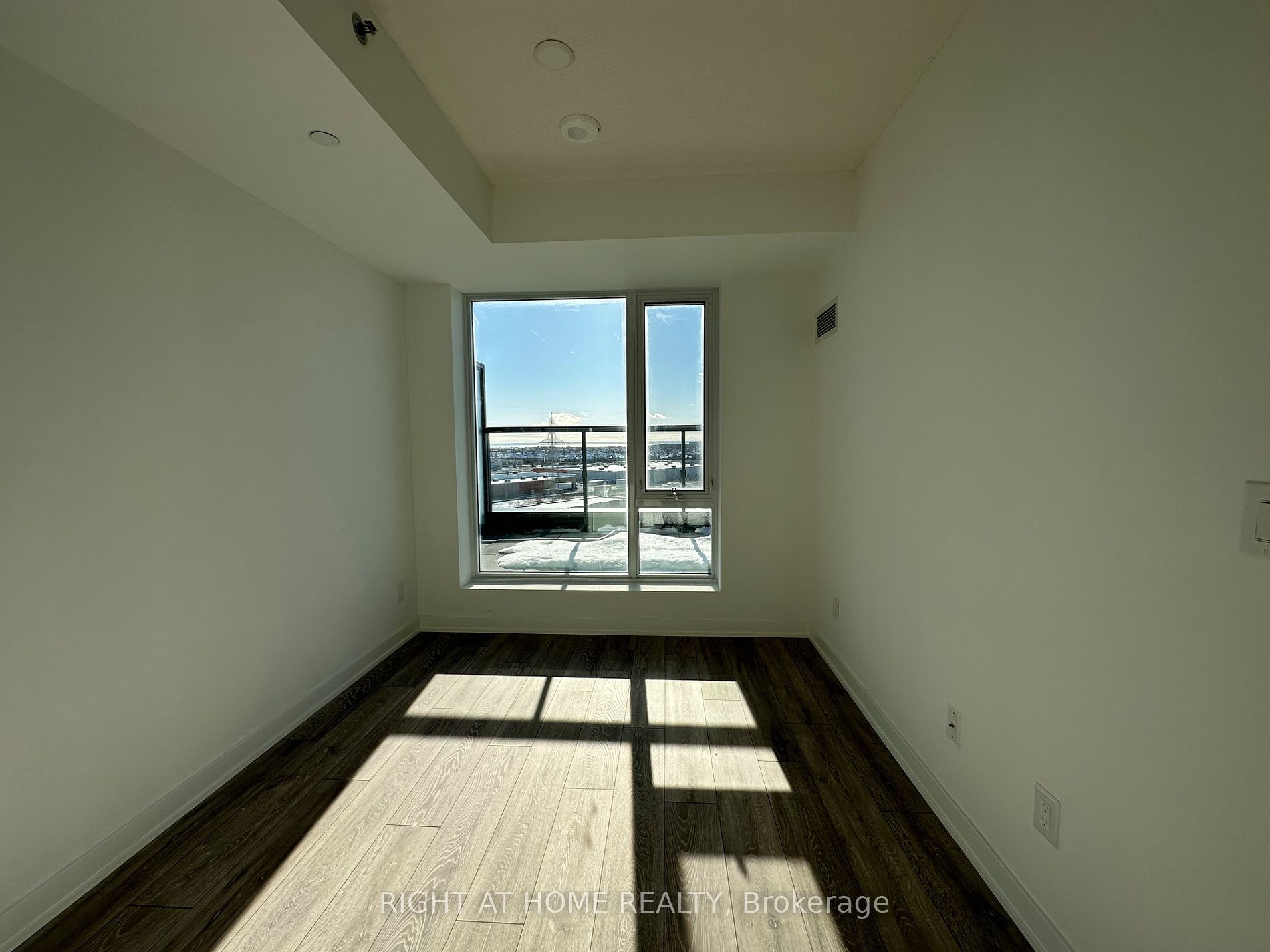 3200 Dakota Common Circ A902