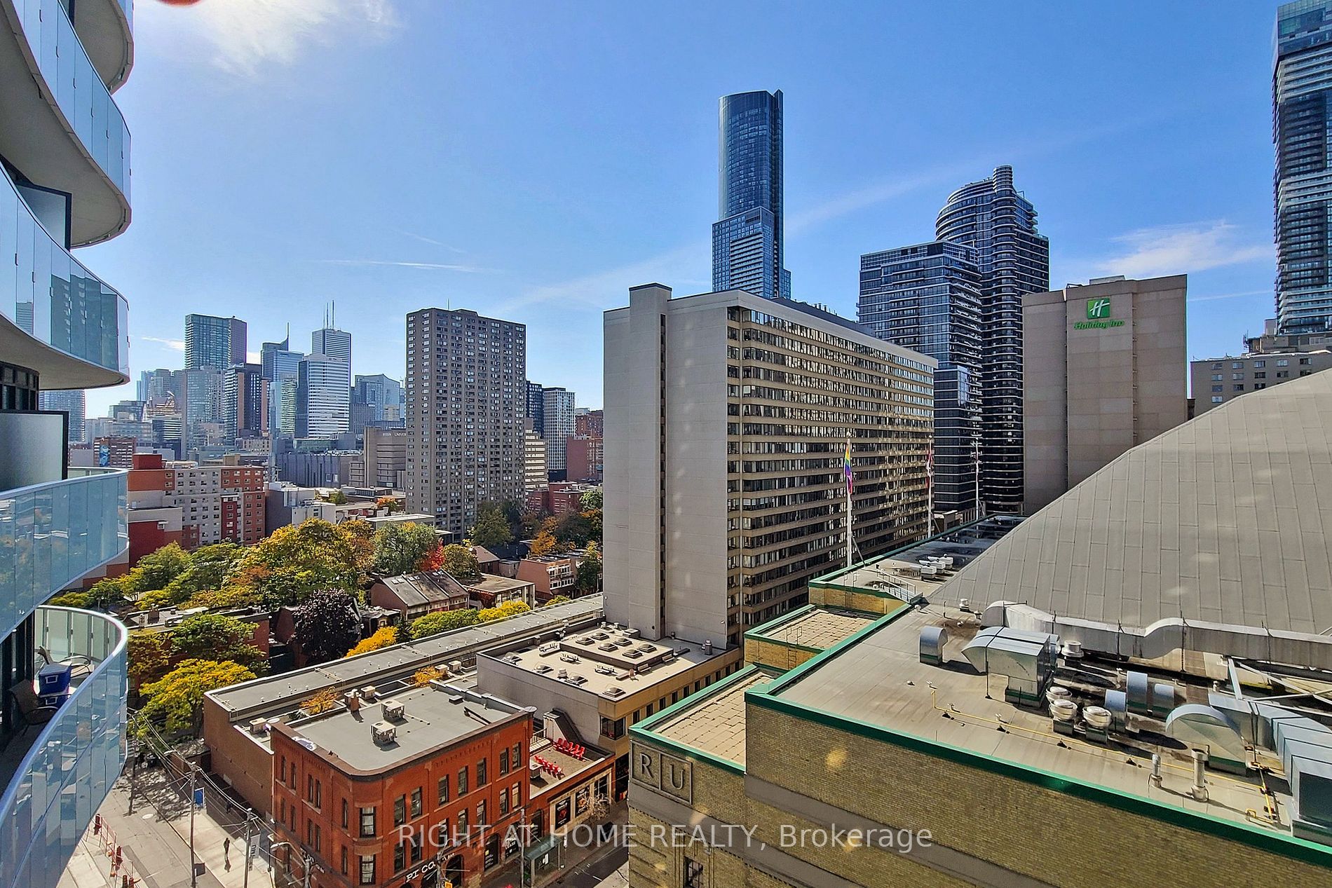 403 Church St 1104
