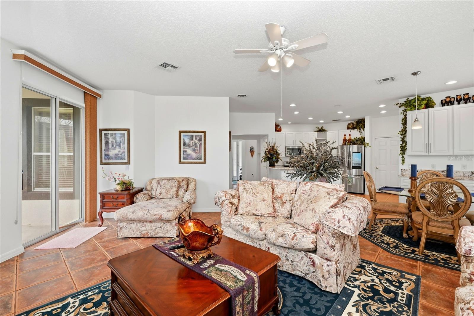 910 Lascala Drive