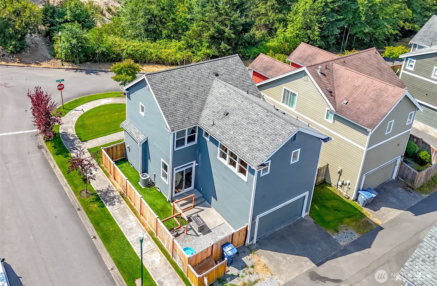301 Wild Rose St