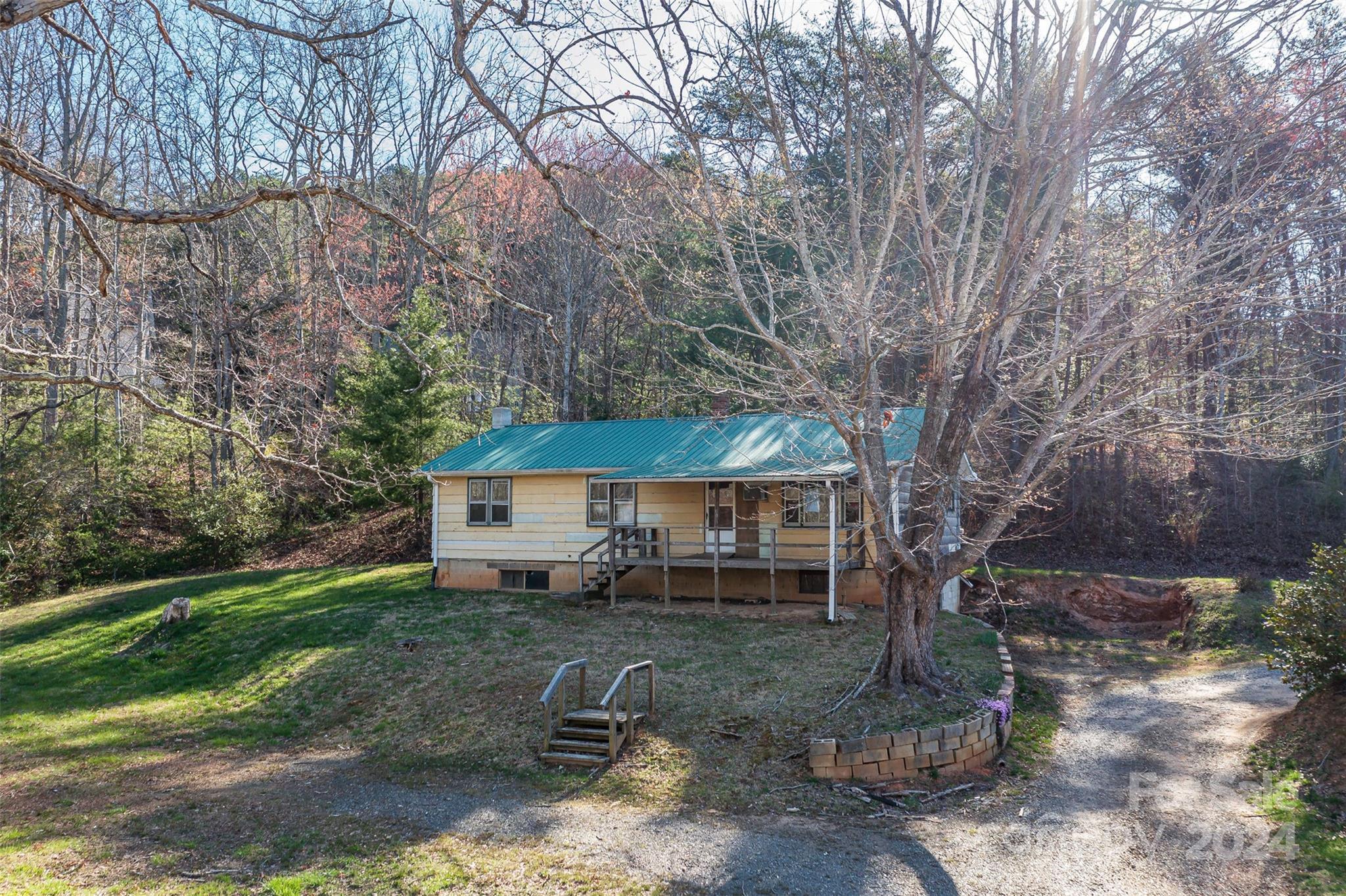 30 Guthrie Lane