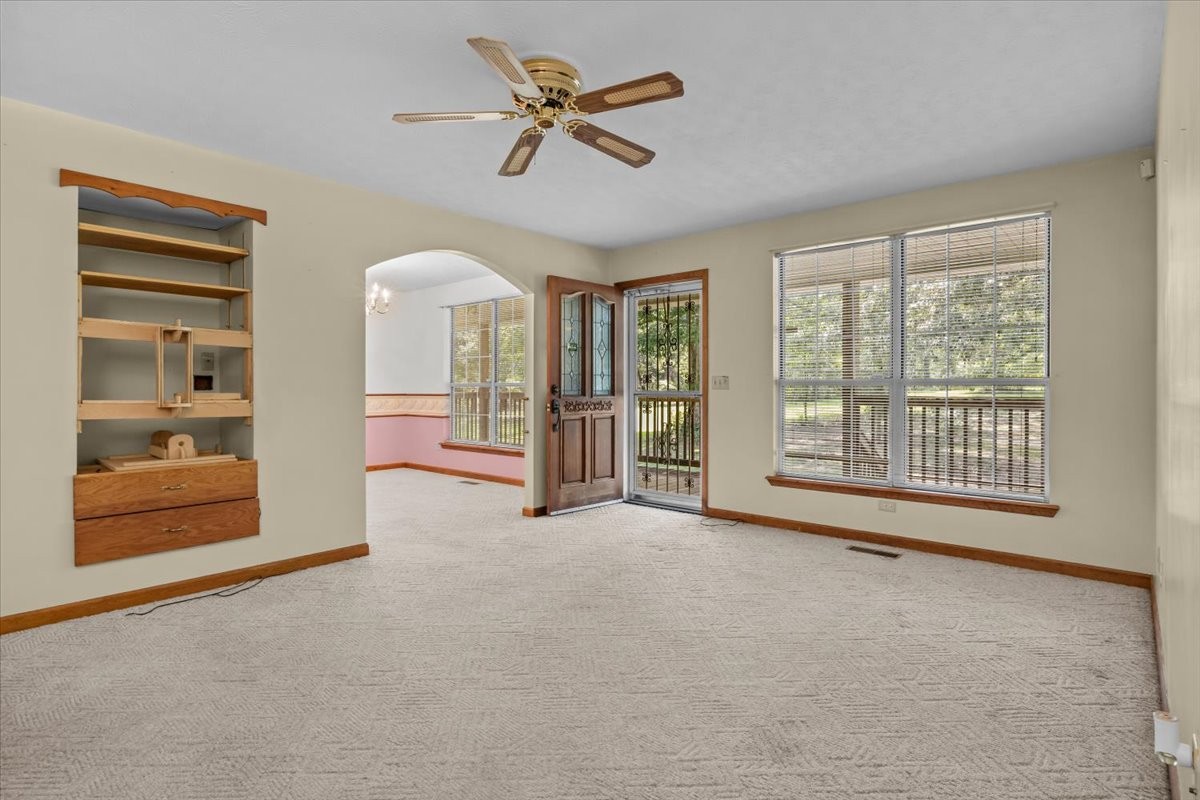 414 Valleywood Dr