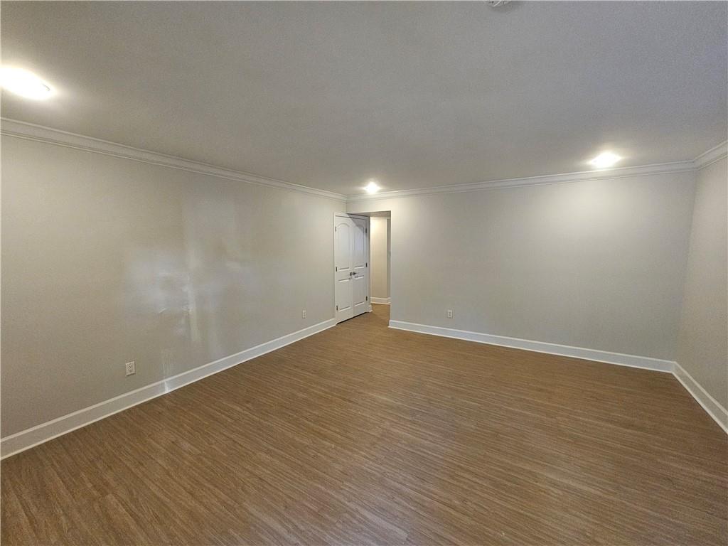 530 W 10th Street 530