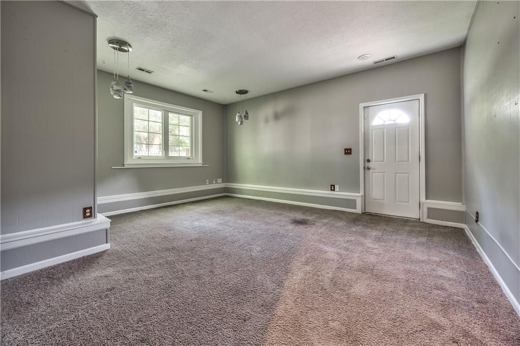 529 SW Windmill Lane