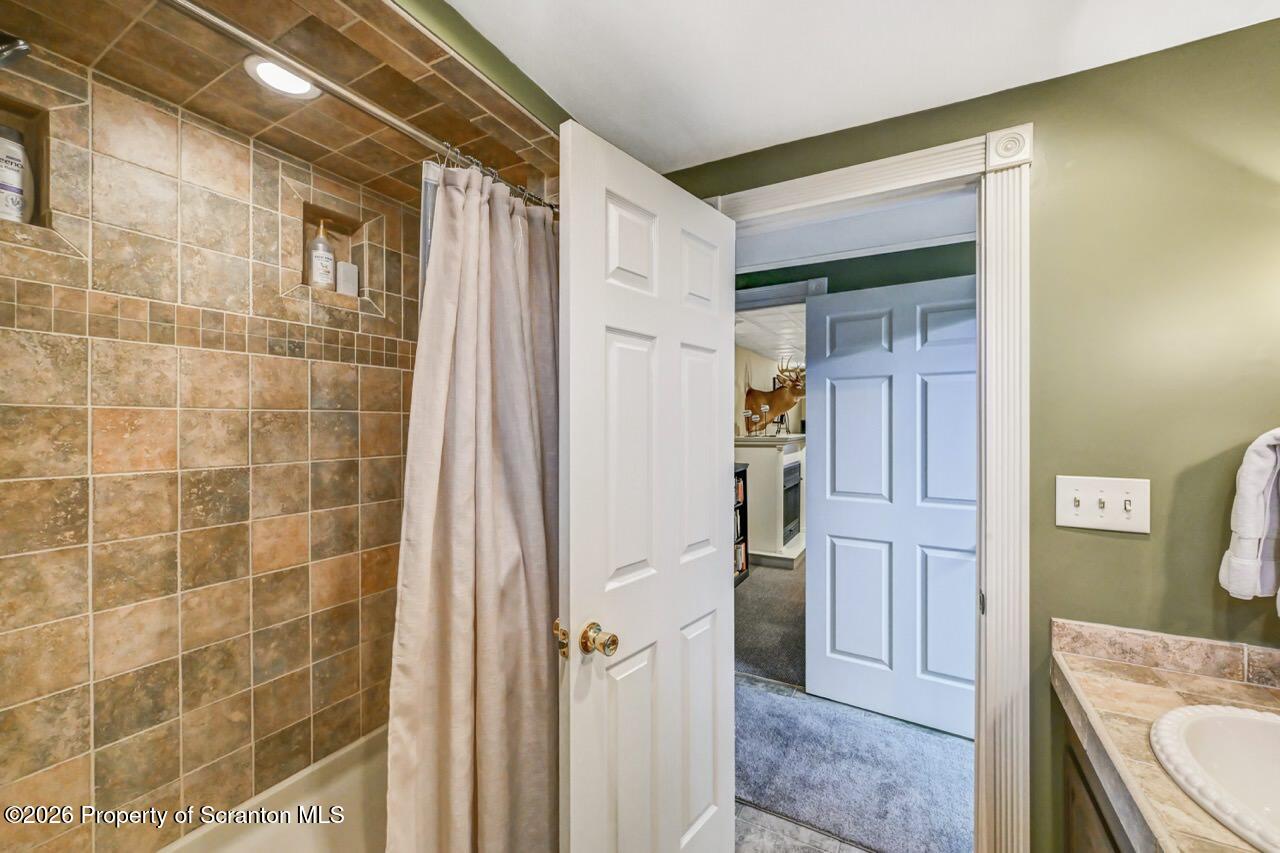 15 Longview Terrace