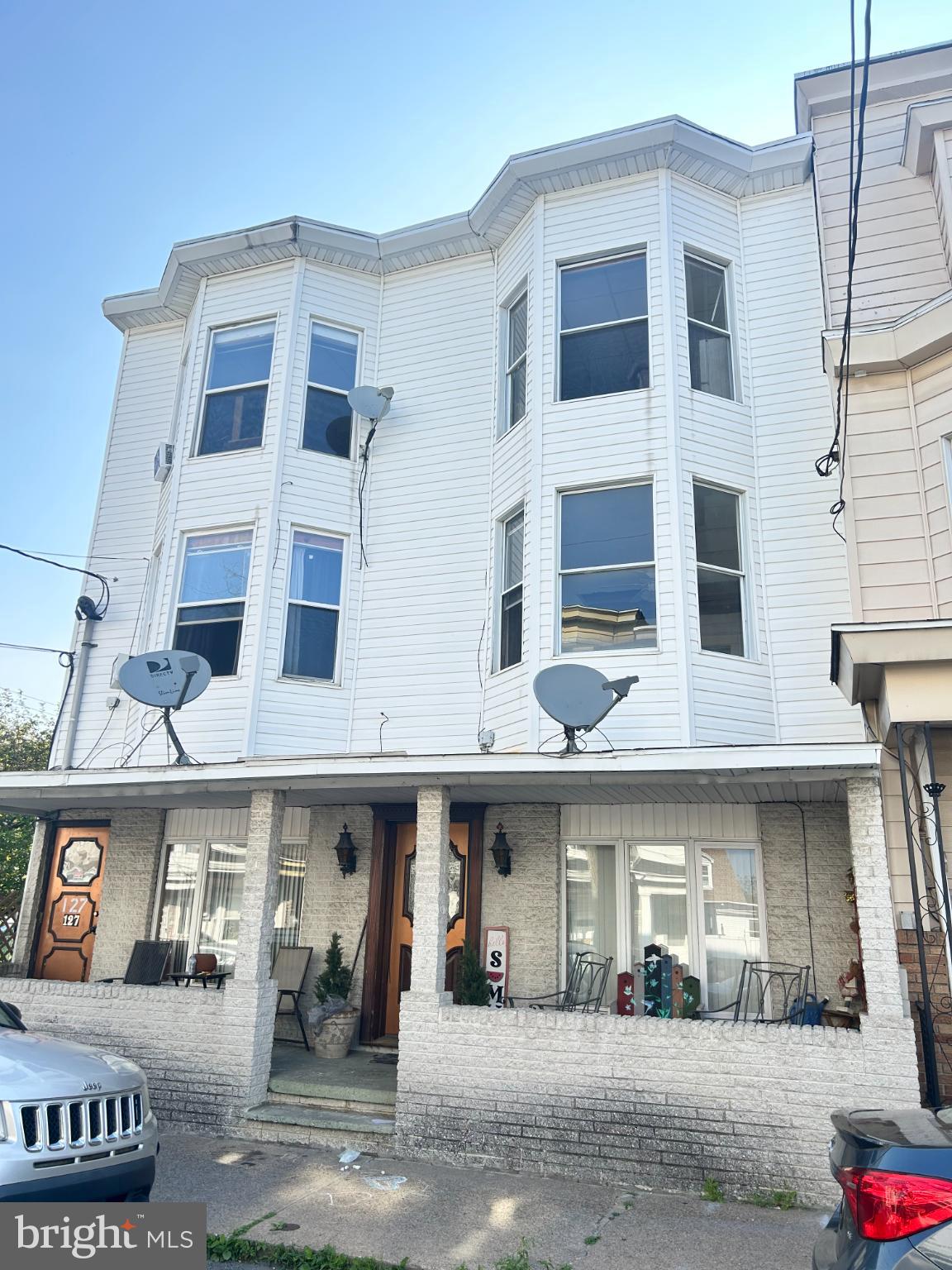 125-127 NJardin St  