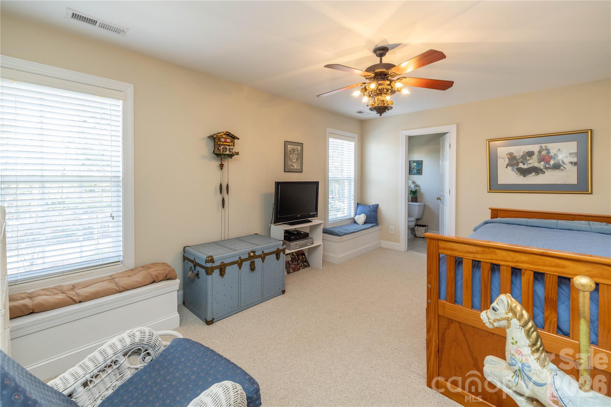 10806 Willow Oak Road