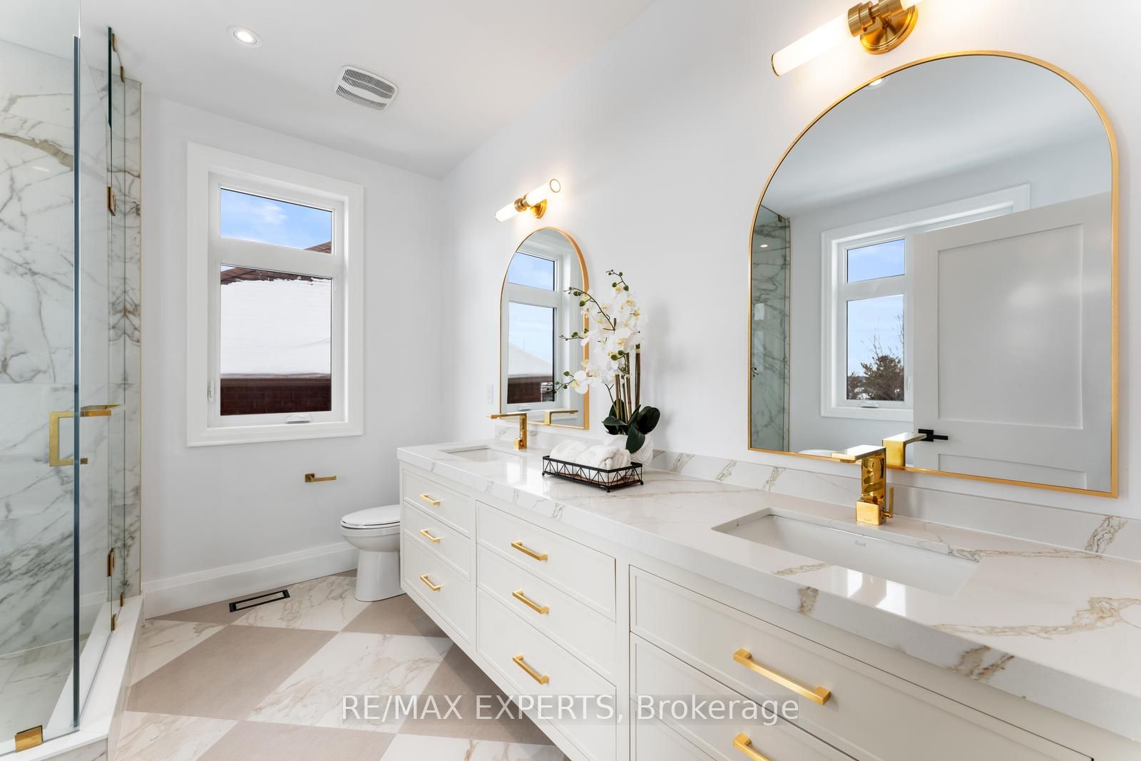 71 Hawkview Blvd