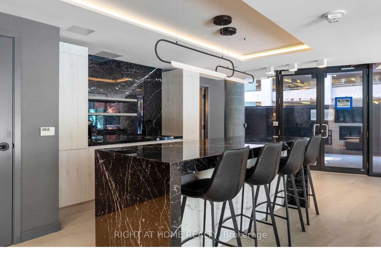 2A Church St St 2206