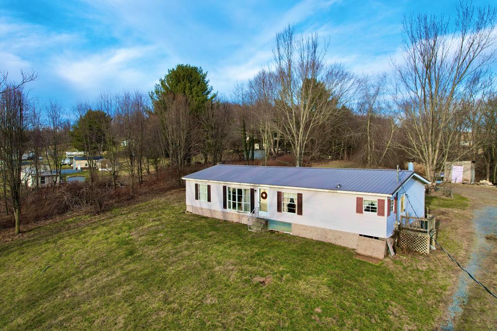 Looking for an affordable home in Chilhowie? Look no further! This 3 Bedroom 2-bathroom 1568 Sqft home has tons of potential at an affordable price. The home is just minutes from town and sits on .69 acre and has a nice front and back yard for kids or pets to enjoy.