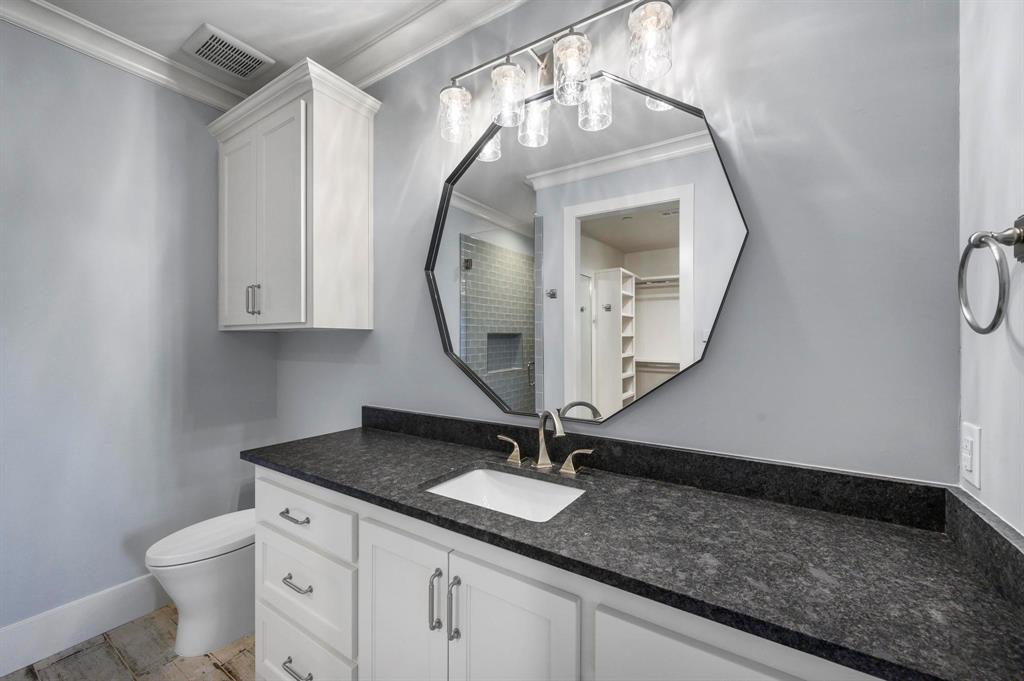 500 E Bob Jones Road