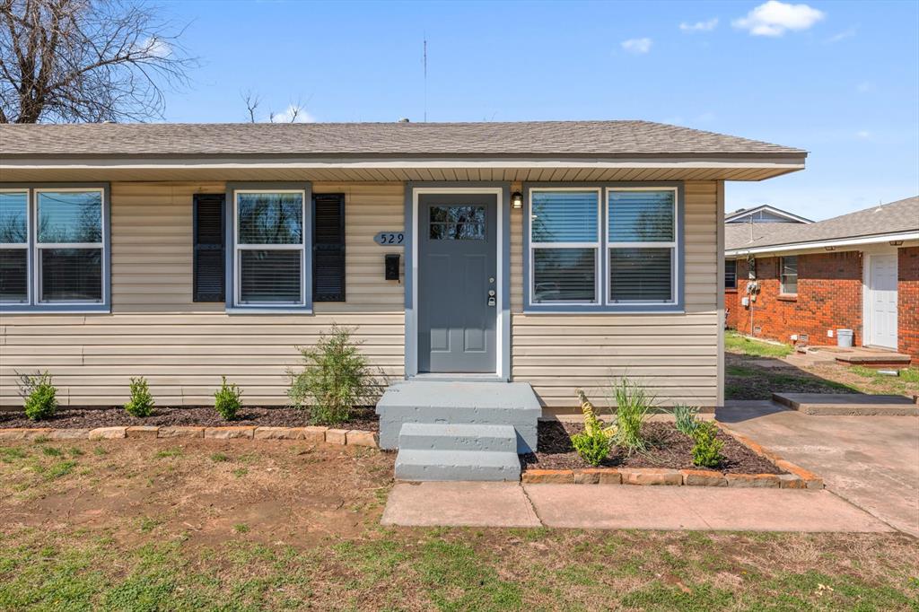 Totally remodeled, new double pane windows, new doors and flooring, all new ceiling fans, lighting and fixtures, freshly painted inside and out, brand new heat and air system, stainless steel appliances, gas oven, dishwasher, built in microwave, instead of going out to do the laundry enjoy the luxury of using your own washer and dryer. Close to UCO and across the street from Northern Hills elementary school. Landscaping in the front of your new home and a large open back yard to enjoy the outside. Owner pays for lawn to be mowed. Broker is the owner.