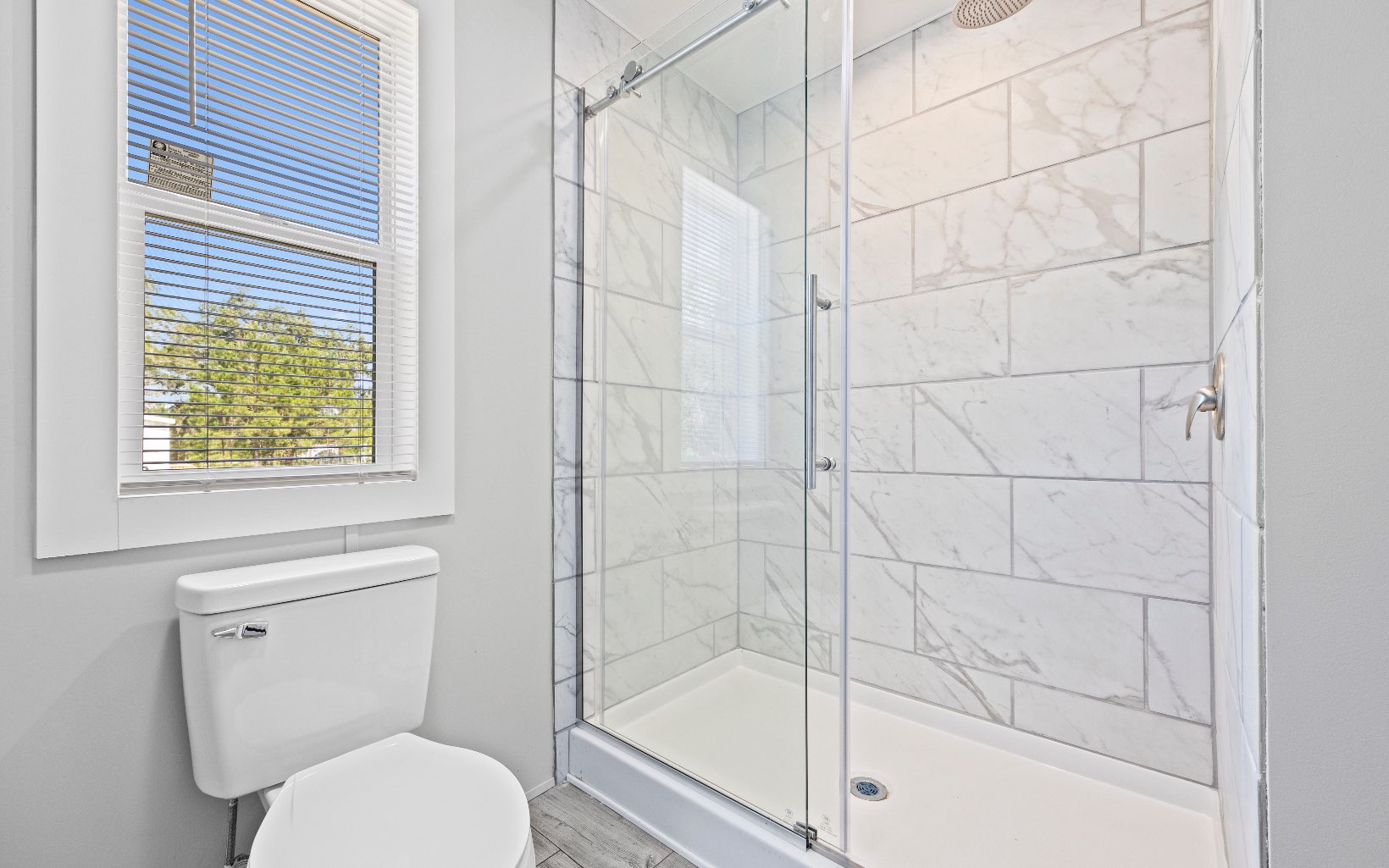305 NW Ivy Gln