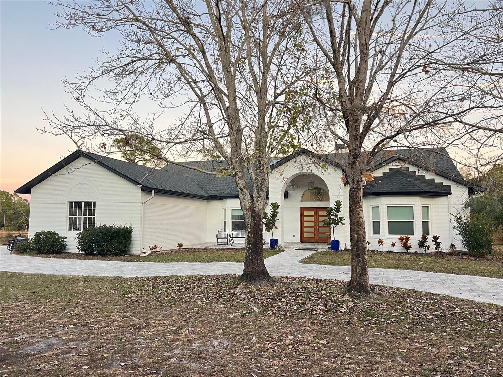 965 Pine Hill Boulevard