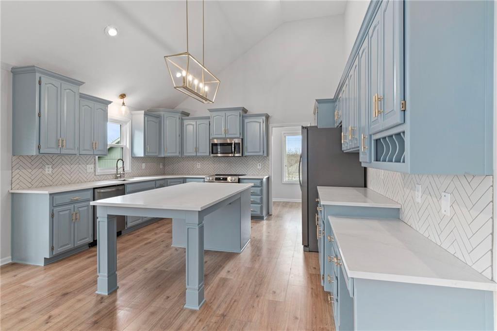 9212 N Garfield Avenue