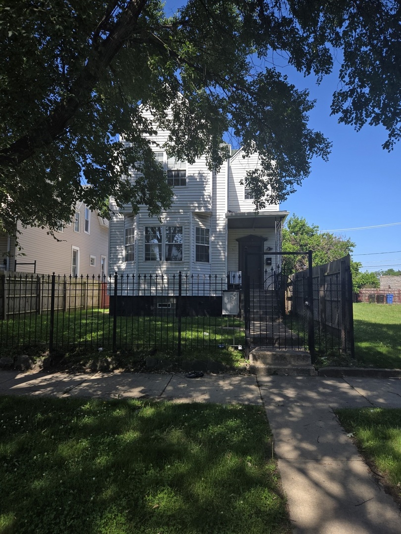 6646 S Wabash Avenue