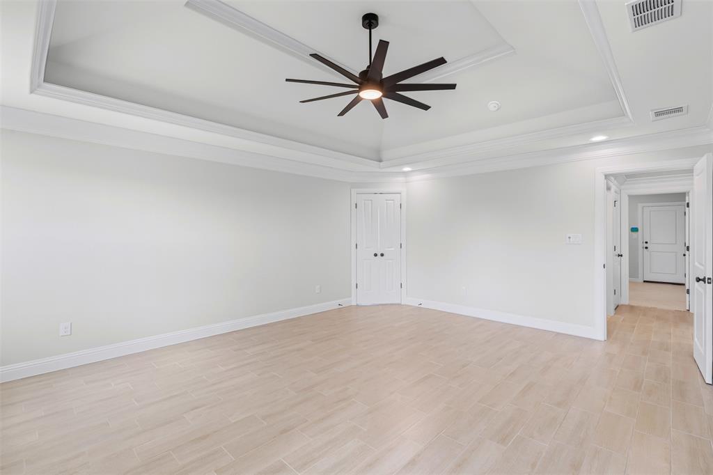 2172 Middlewood Circle