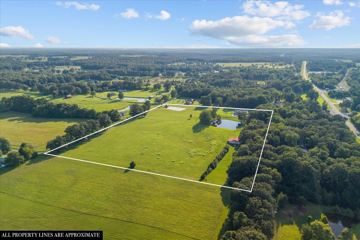 1015 Garners Creek Rd