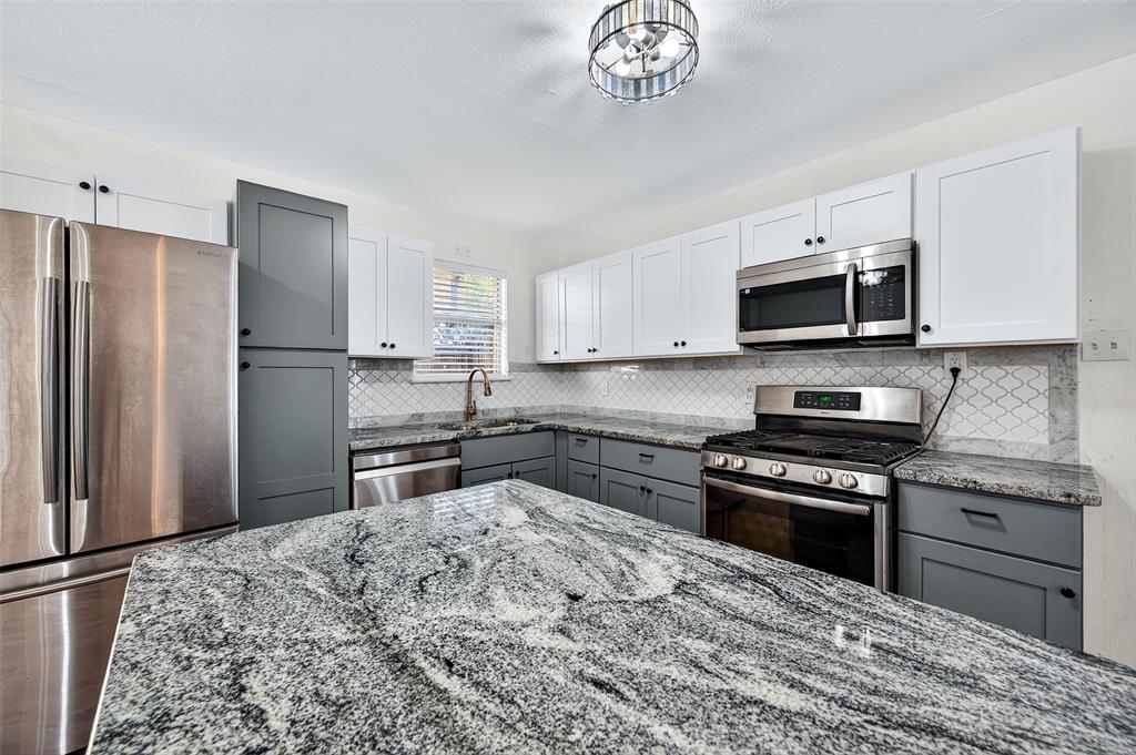 143 N Imperial Drive