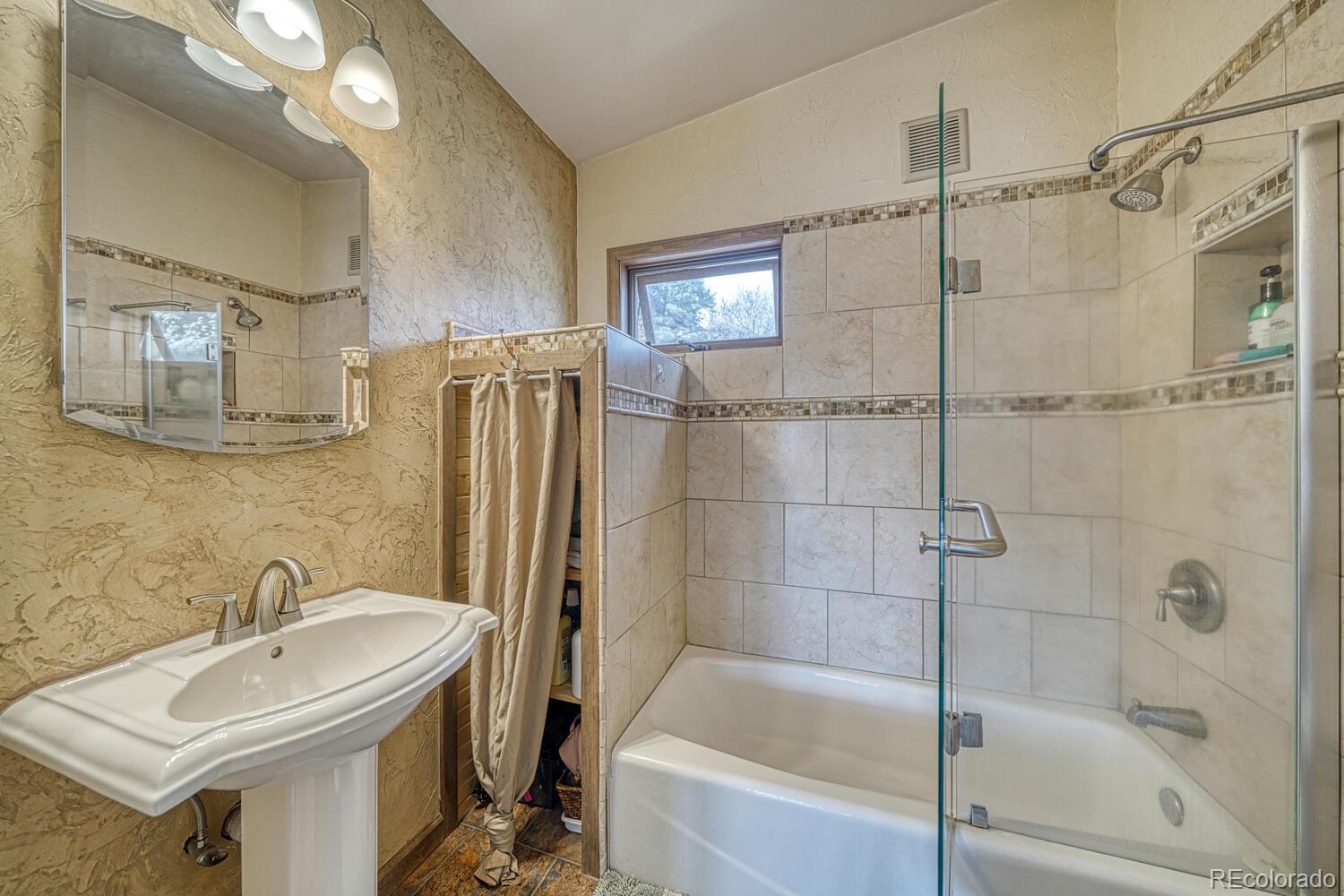 37820 Twin Kopie Drive