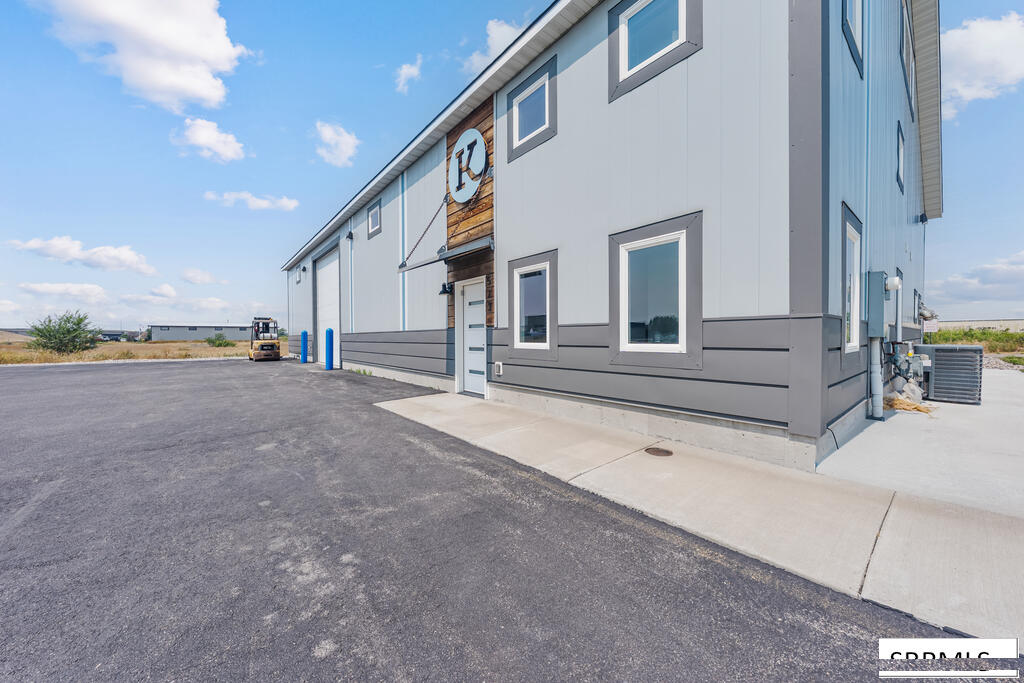 573 Business Loop