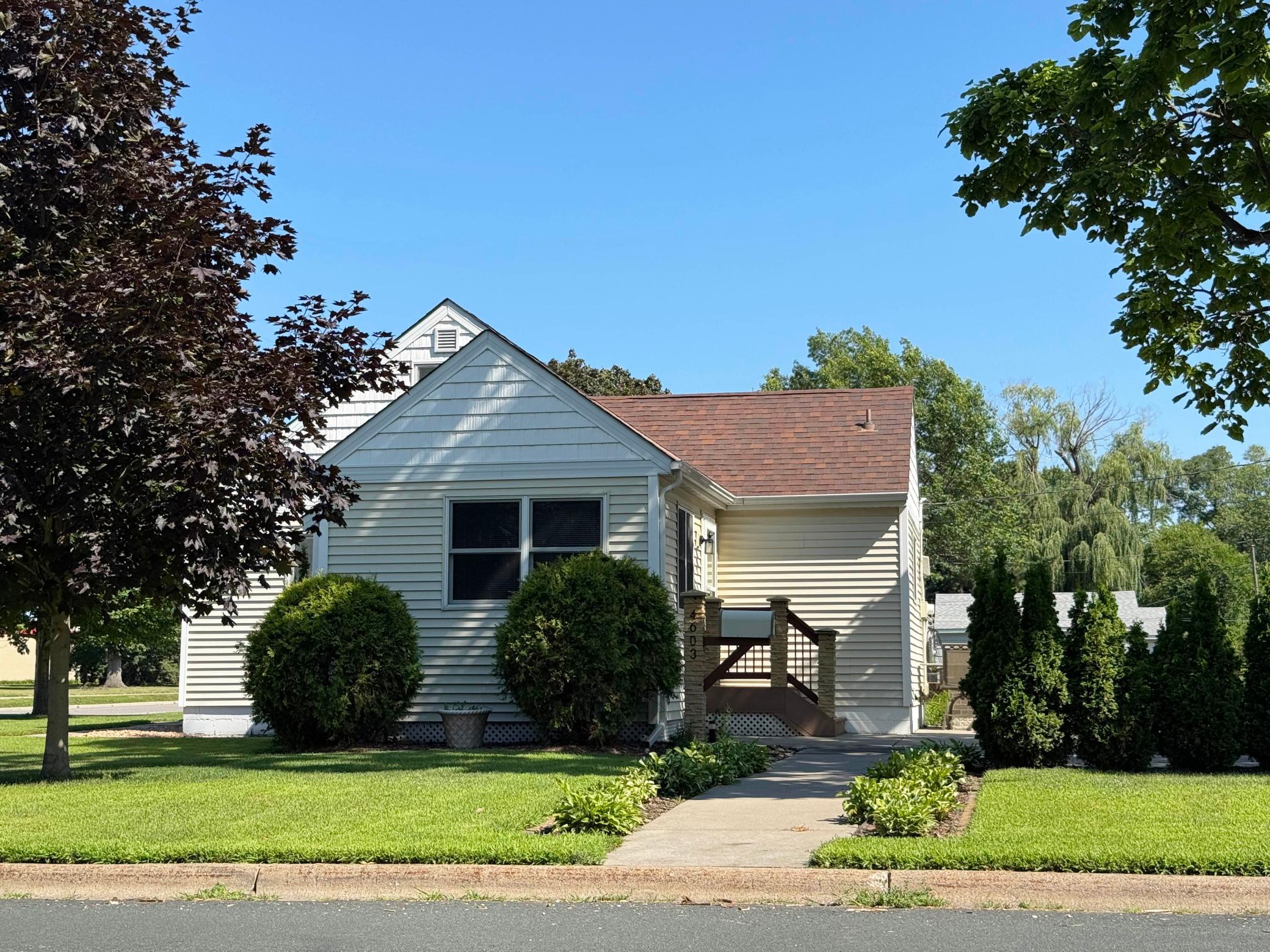 4603 Main Street NE