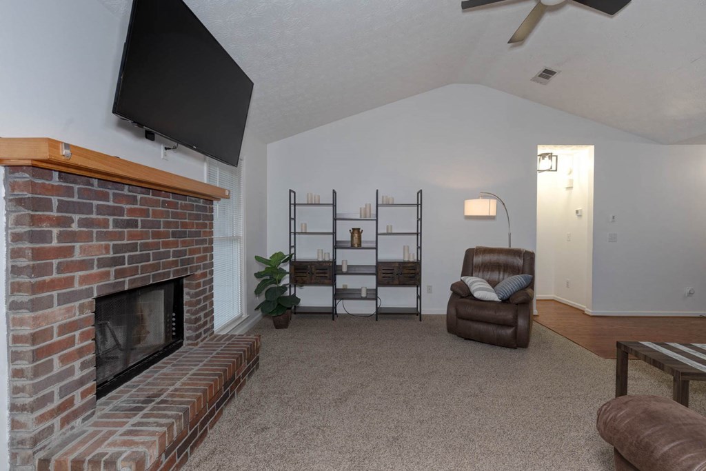7279 Midland Chase Loop