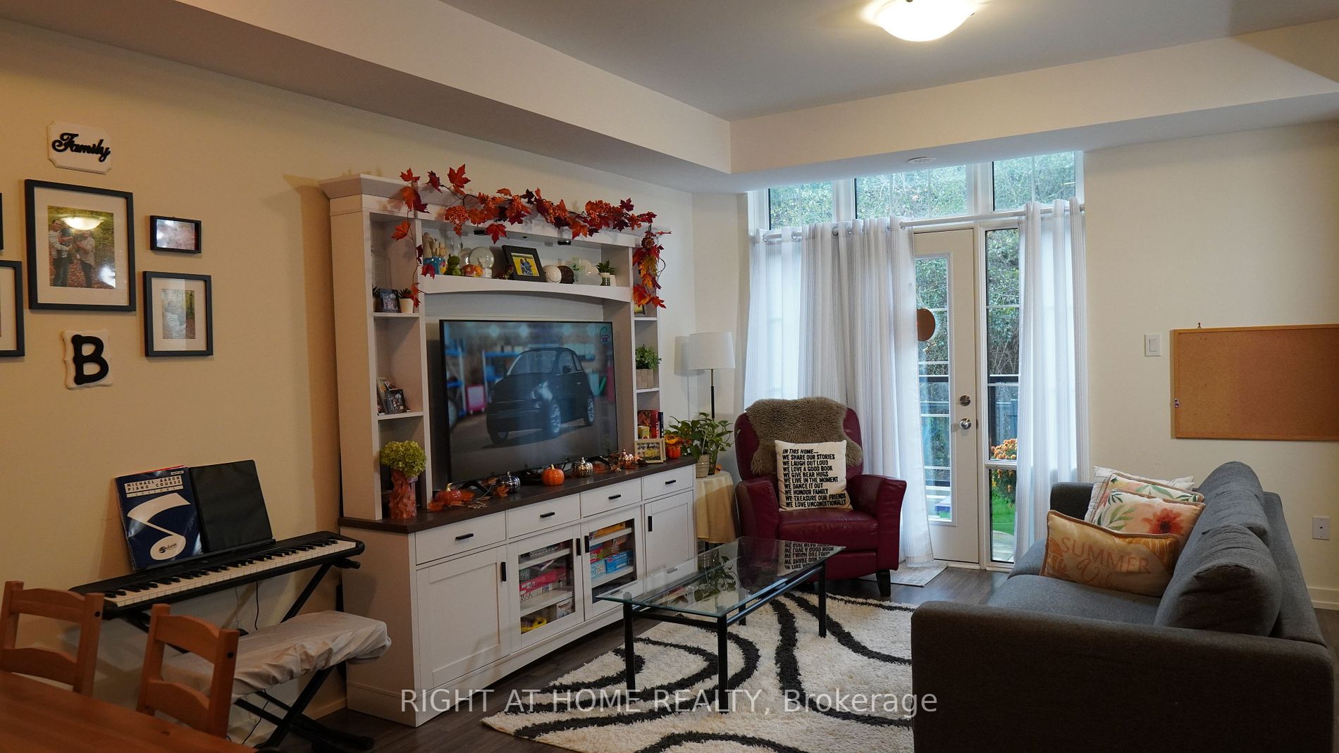 6 Whitaker Way 155