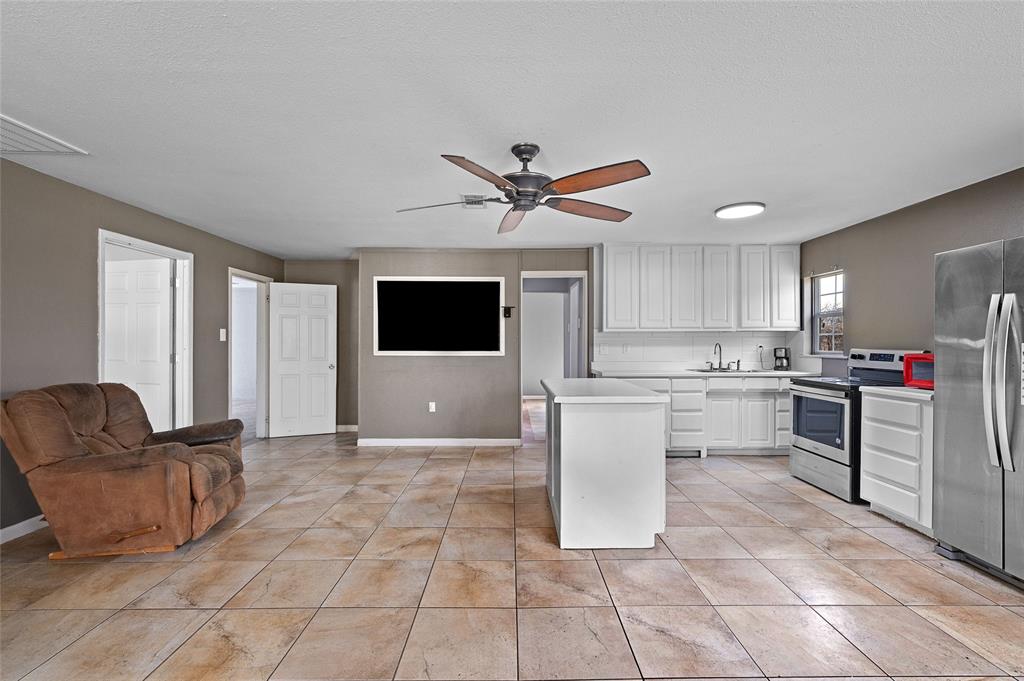 25 Erin Drive