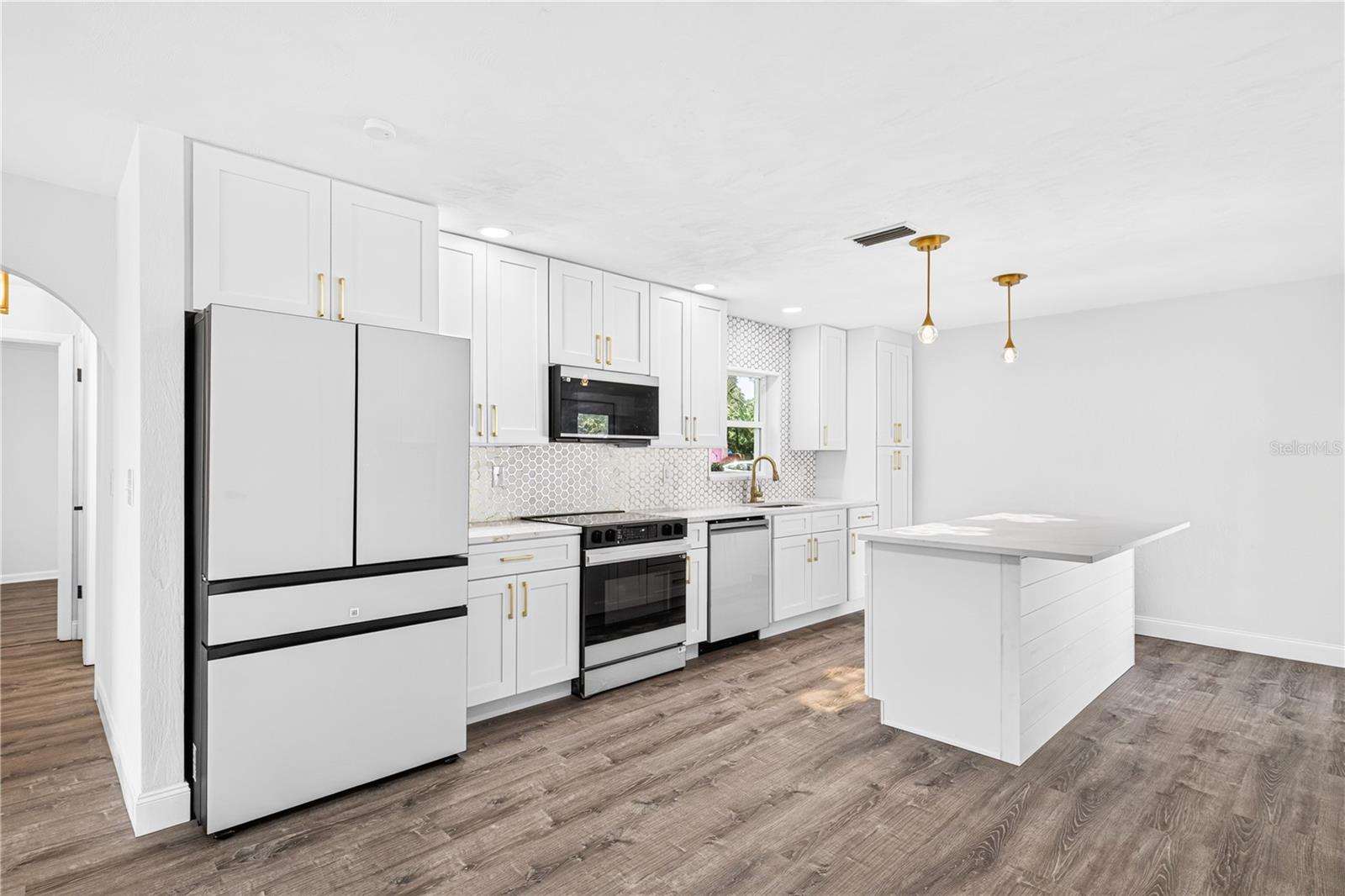 Property View 17