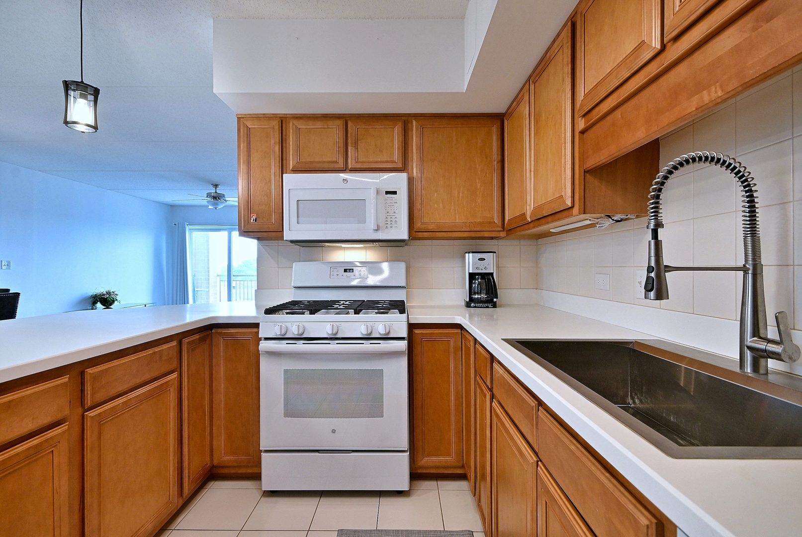 1 N Beacon Place 601