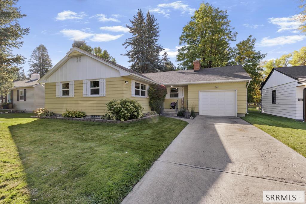 215 Tautphaus Drive