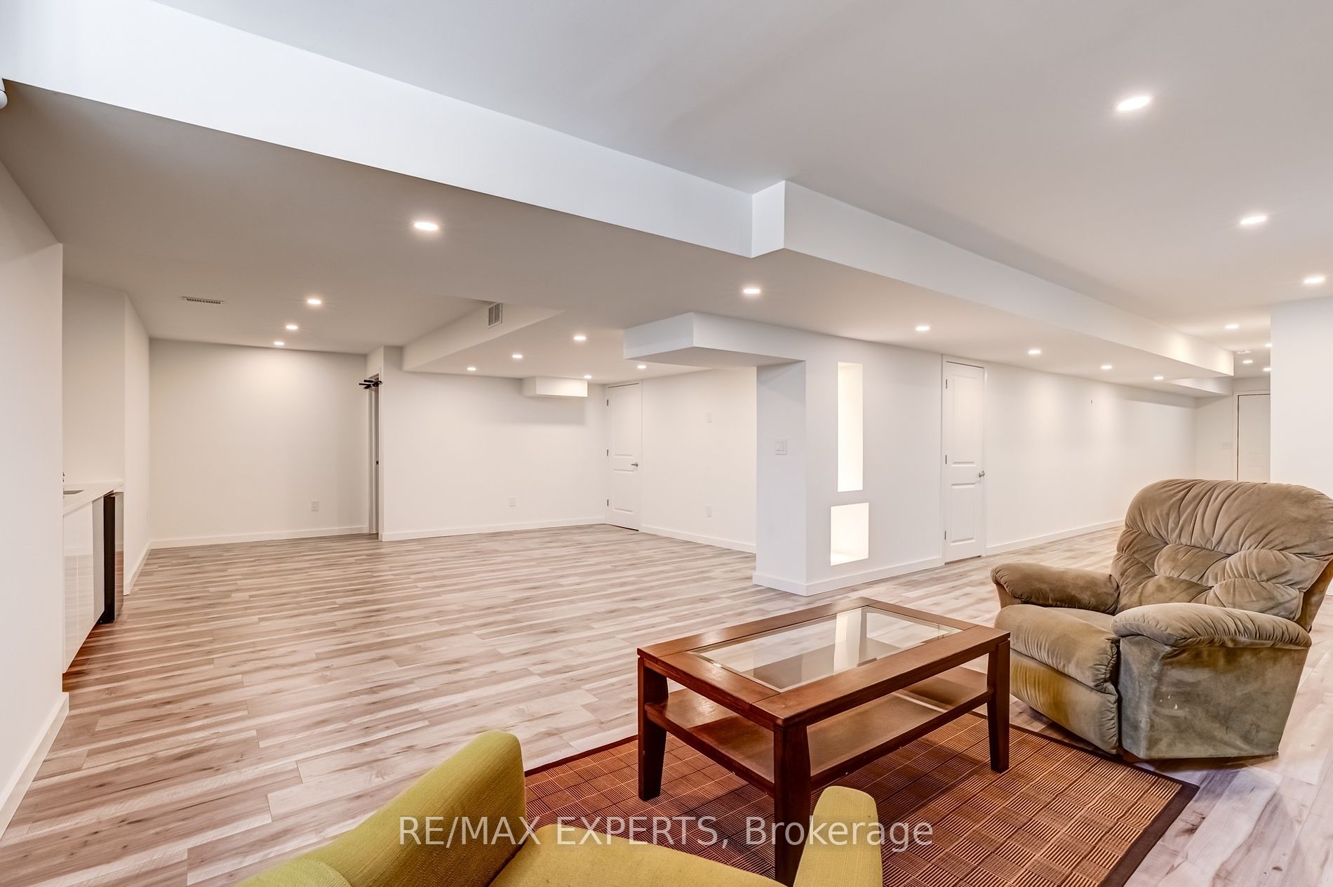 58 Frank Kelly Dr