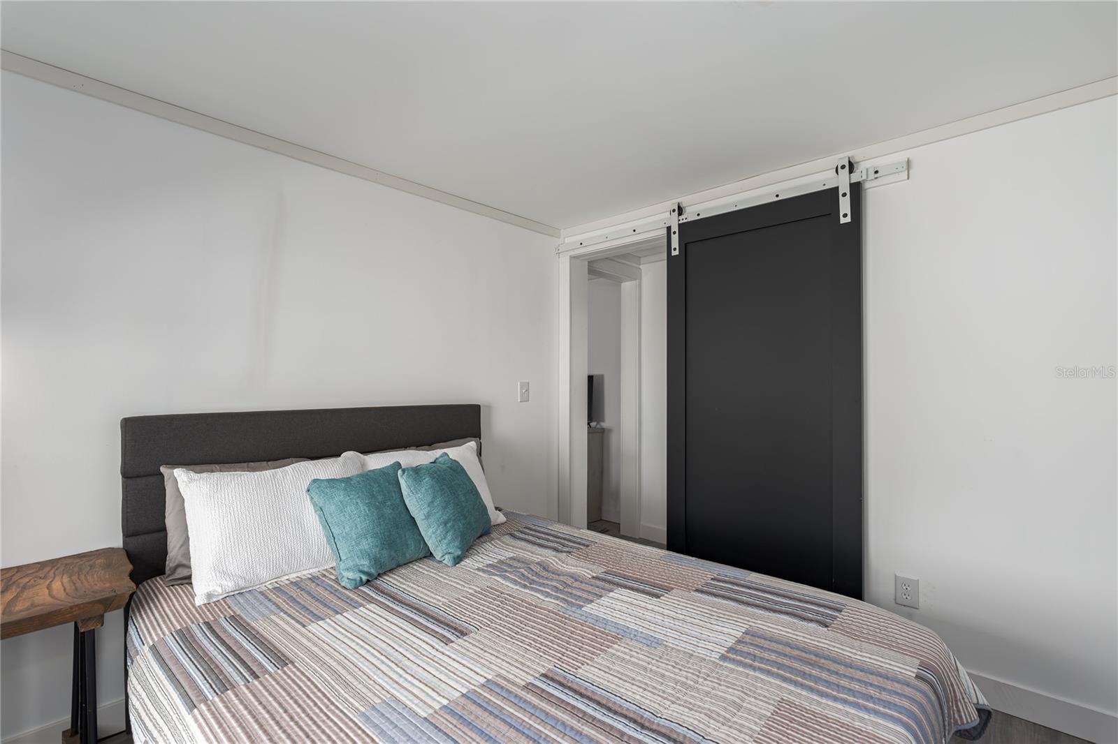 290 Floramana Lane A73