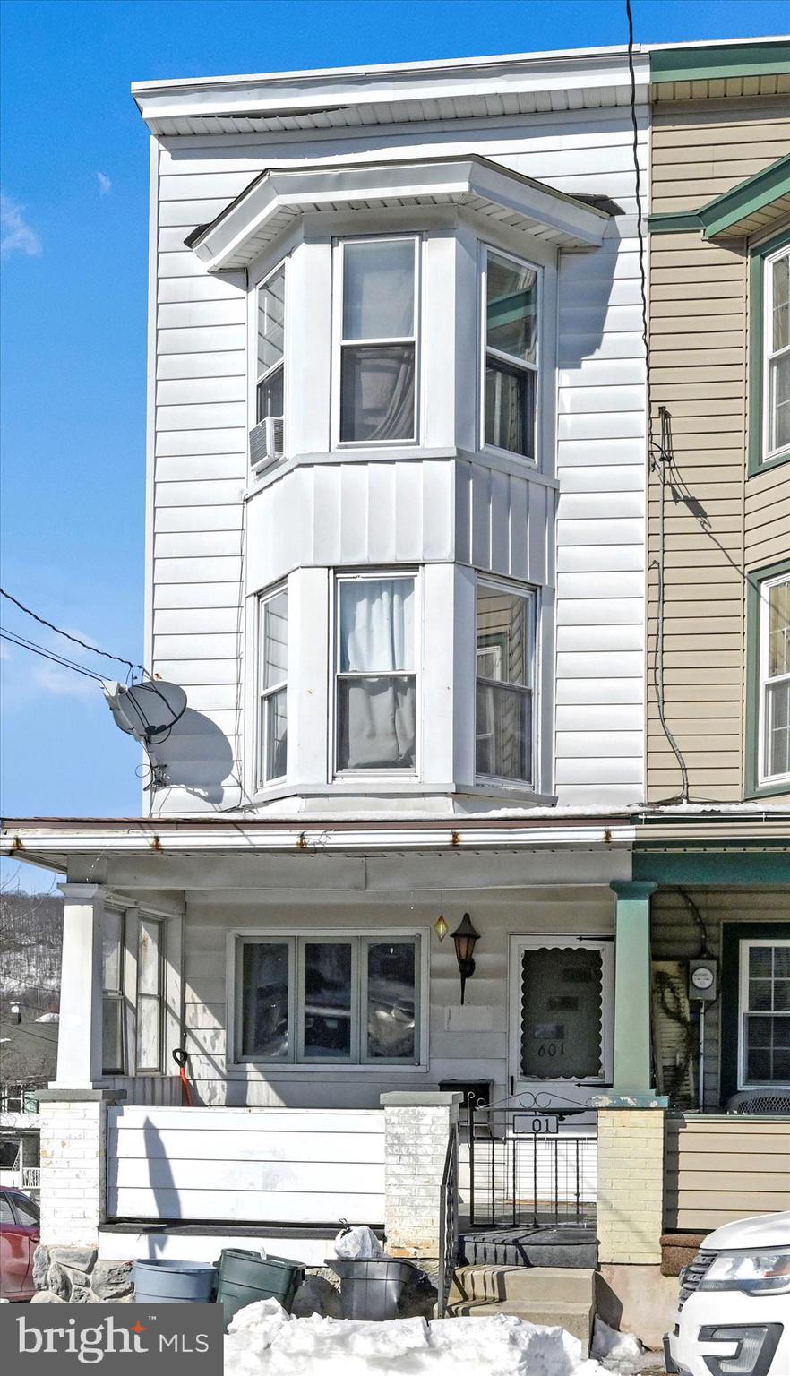 601 EBertsch St  