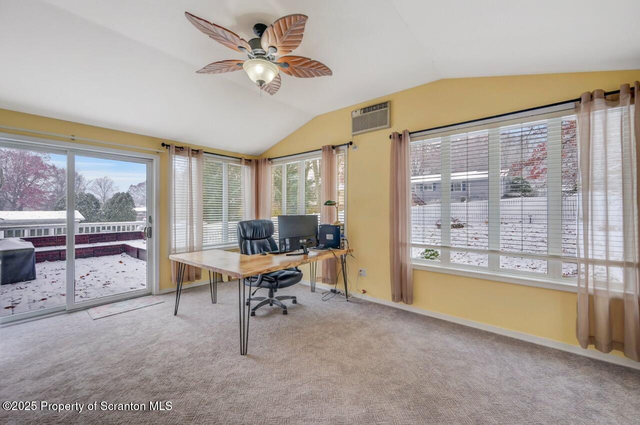 604 Oak Lane