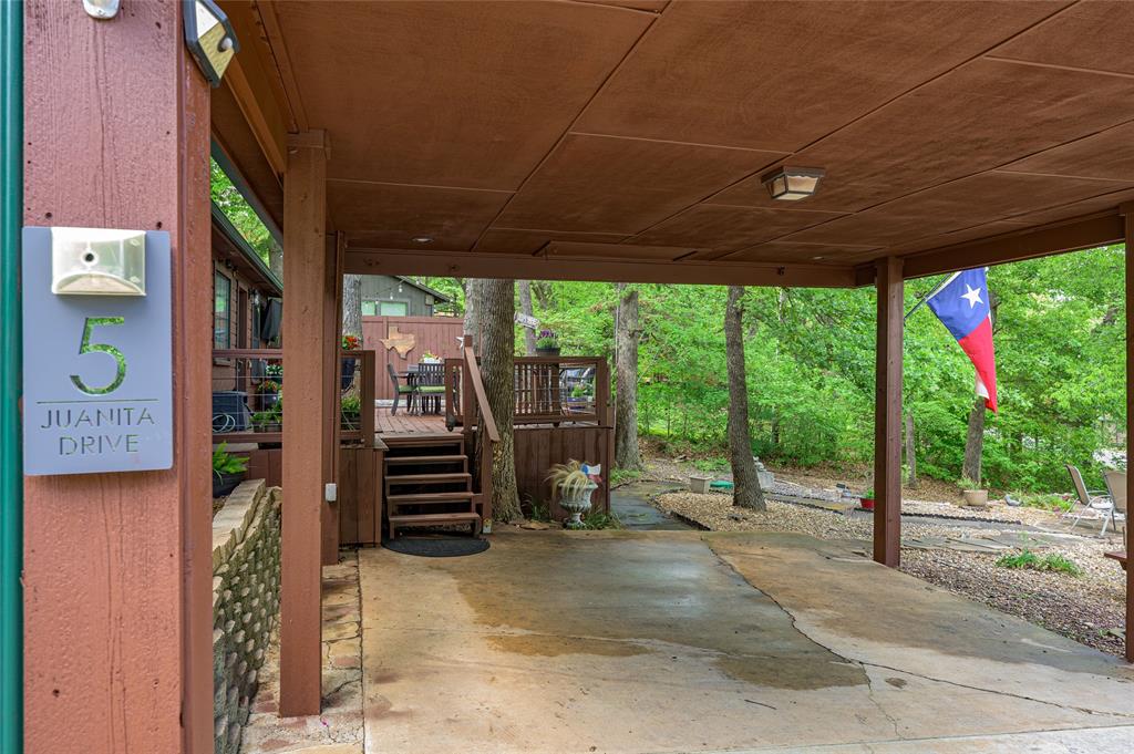 5 Juanita Drive