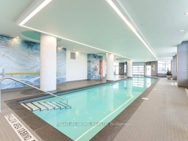 9199 Yonge St 517