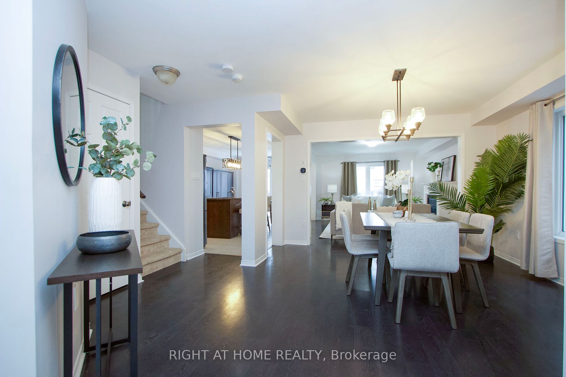 1065 Edward Bolton Cres