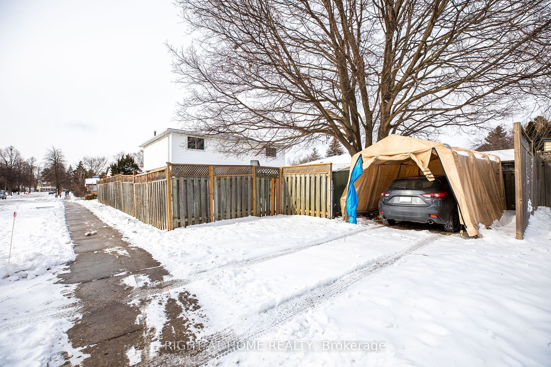188 Freshmeadow Dr